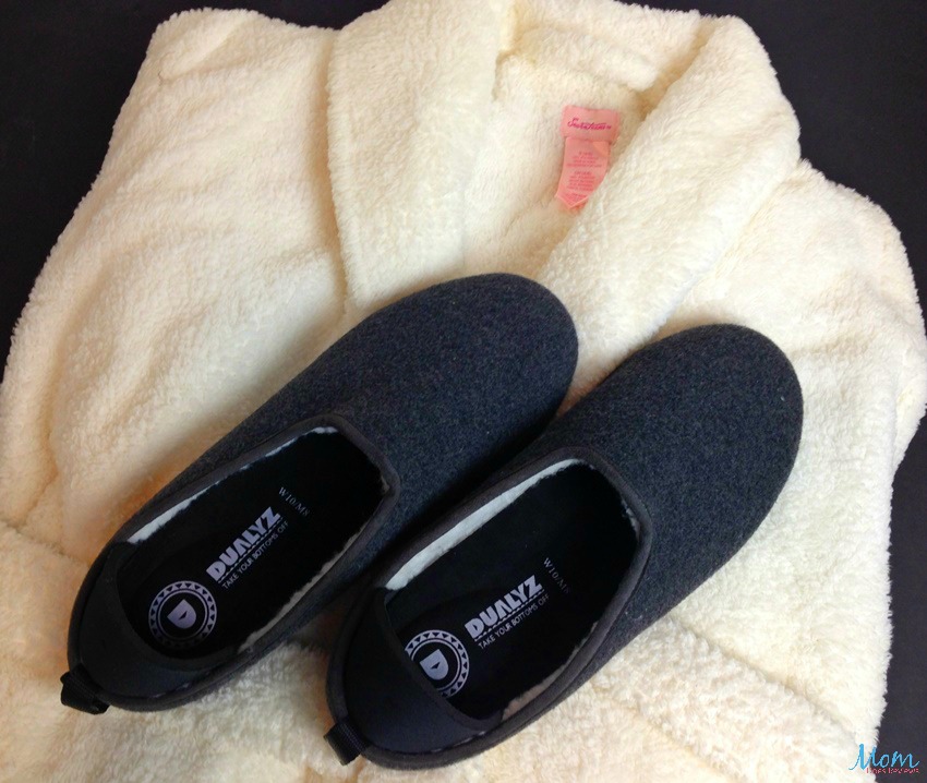 Dualyz Slippers with robe
