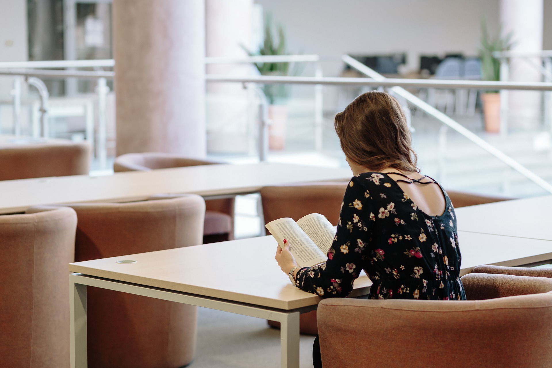 Moving Out: How to Make Your Student's College Transition Easy and Safe