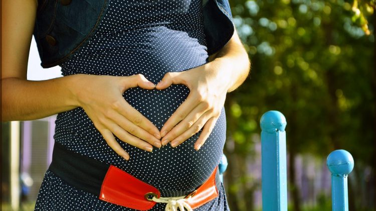 Risks & Rewards: What Every Prego Momma Needs to Know About the Big Day