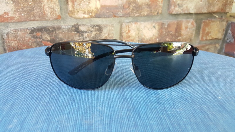Sunglasses and Readers are Wonderful Gifts #MegaChristmas17