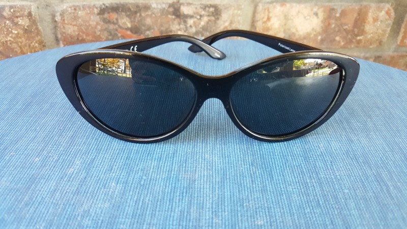 Sunglasses and Readers are Wonderful Gifts #MegaChristmas17