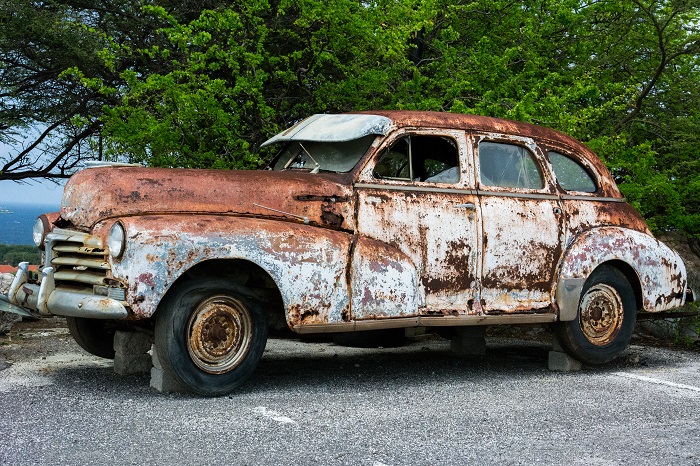Crusty Clunker: 5 Thoughts on What to Do with an Old Car