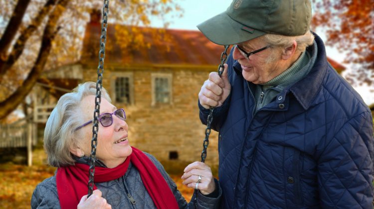 How to Help Your Elderly Parent Age without Losing Their Independence