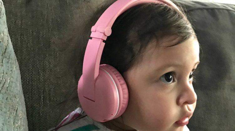 Bluetooth wireless kids headphones