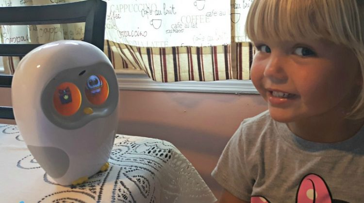 Kids Love to Read with Luka