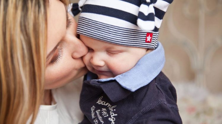 Why Moms Need a Break from Their Kids