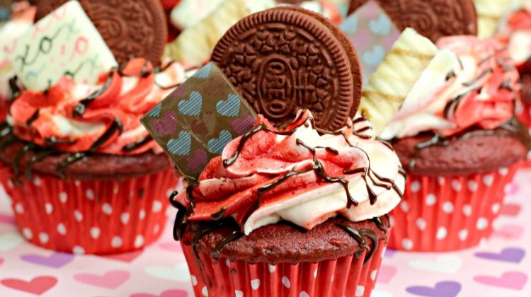 Red Velvet Cupcakes #sweet2019 #desserts #cupcakes #redvelvet #valentinesday