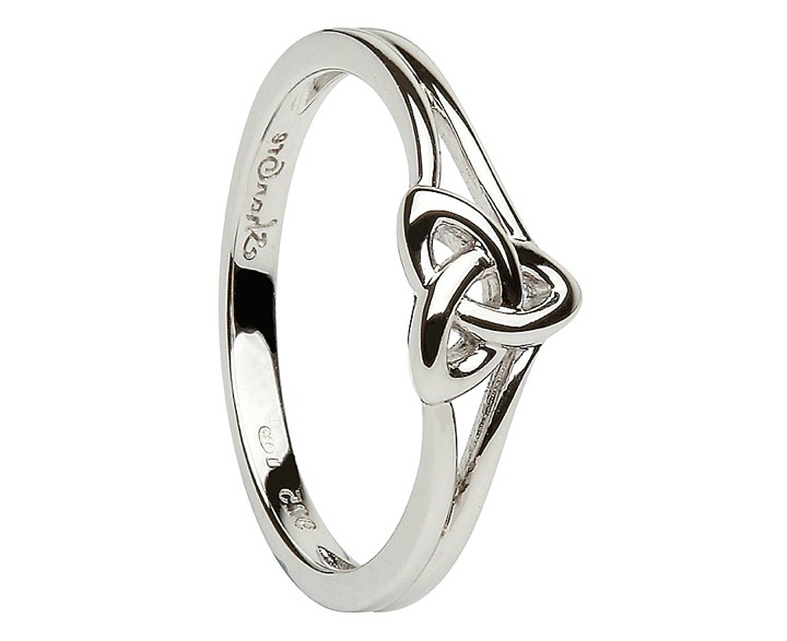 Boho Wedding Ring Trend Essentials For Your Big Day!