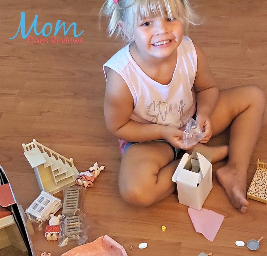 Light Up the Creative Side in Your Child with Calico Critters