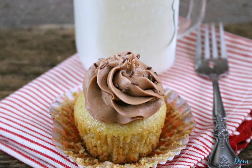 Spiced Rum Eggnog Cupcakes with Homemade Spiced Rum Buttercream Frosting