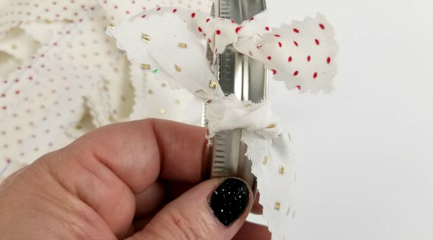 Mason Jar Ring Fabric Tie Ornaments Craft process