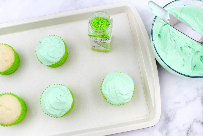 Dr. Seuss Truffula Tree Cupcakes process