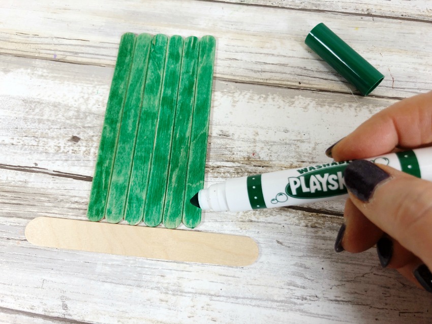 St. Patrick's Day Craft Stick Leprechaun Craft process