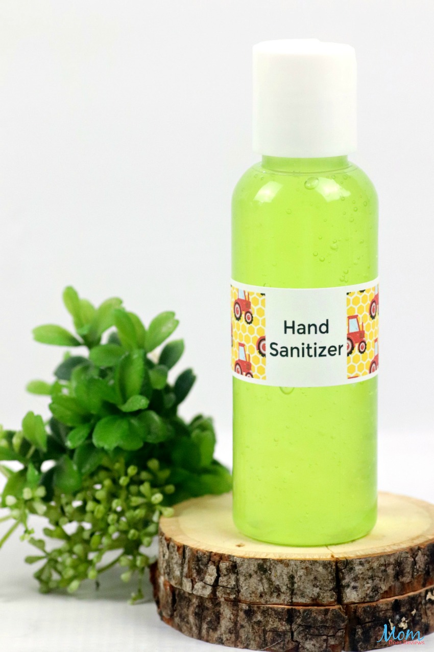 Moisturizing Hand Sanitizer Gel #DIY #Stayhome #staysafe