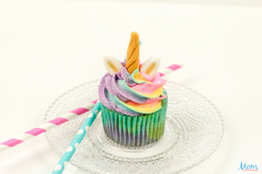 Tie Dye Unicorn Cupcakes with Buttercream Frosting Recipe
