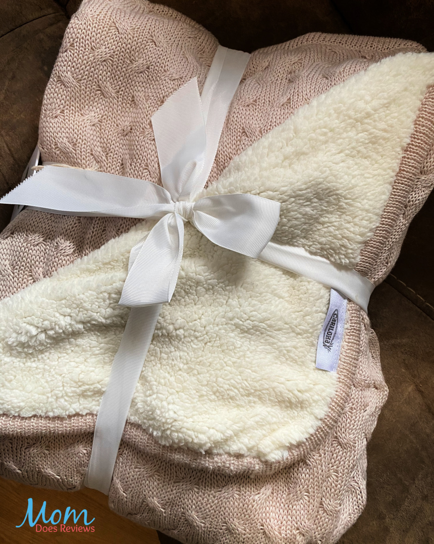 Get Comfy with Cariloha's Bamboo Sherpa-Lined Throw #MegaChristmas20