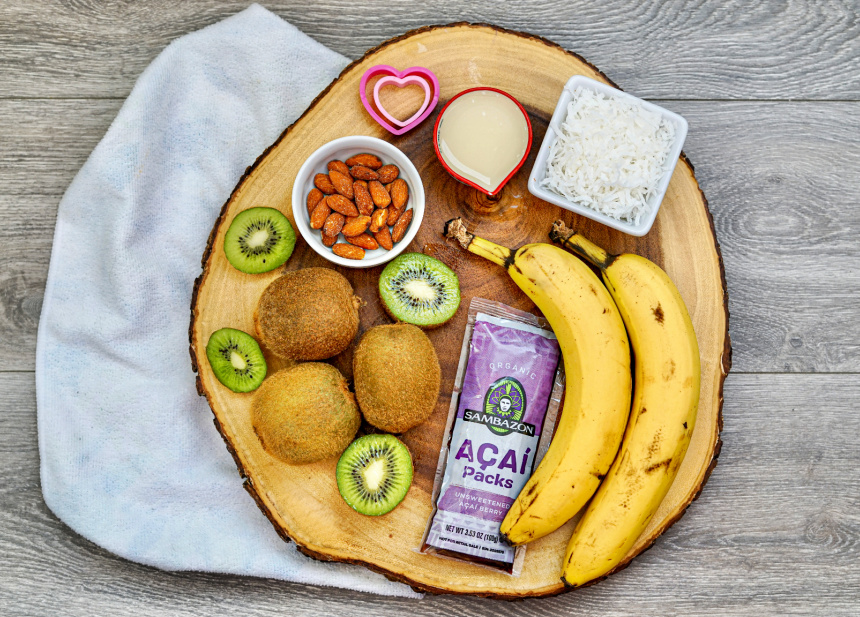 Kiwi Açaí Berry Smoothie Bowl