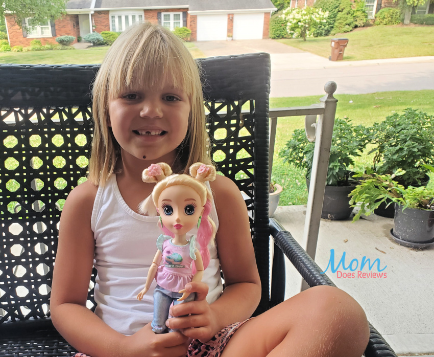 Learning About Being Kind with B-Kind Dolls from Jada Toys