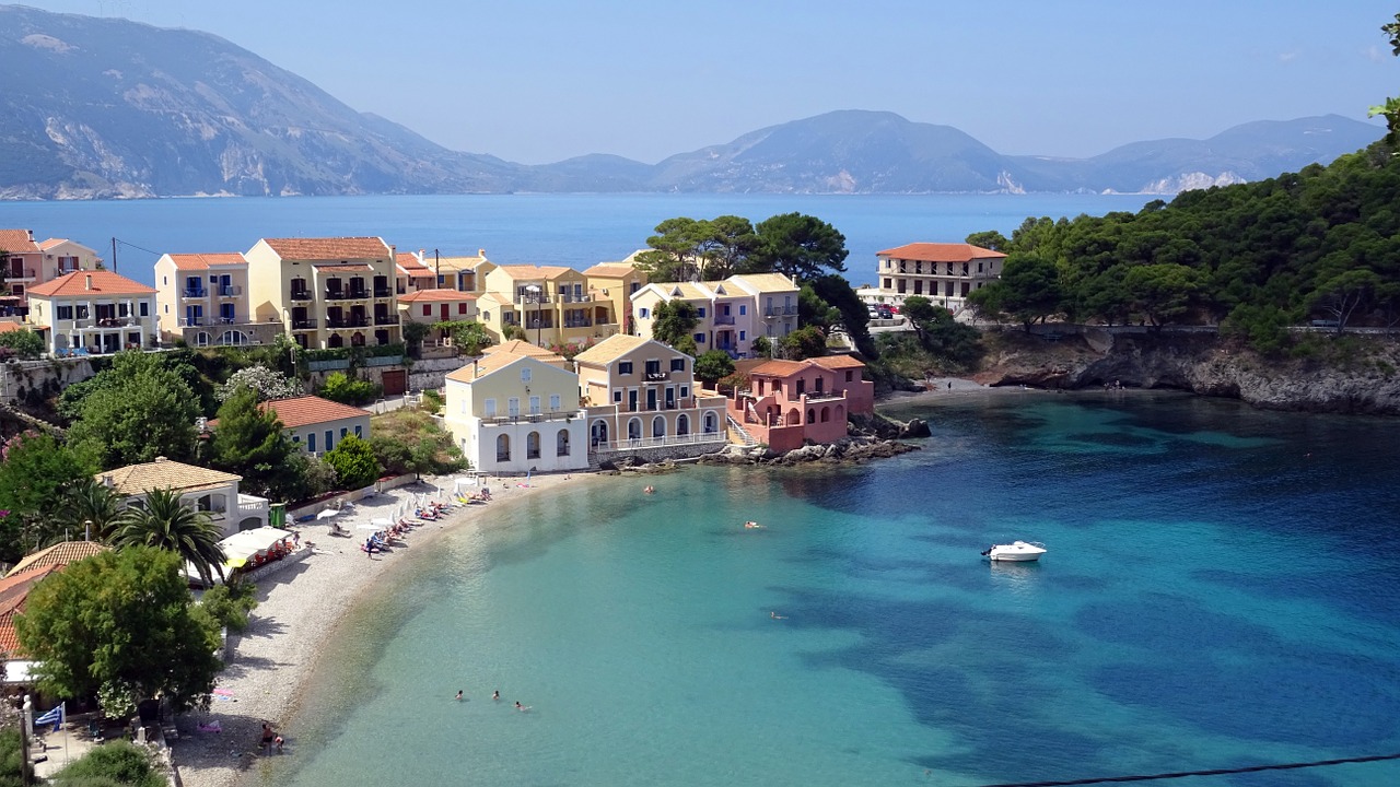 8 Reasons You Should Visit The Greek Islands