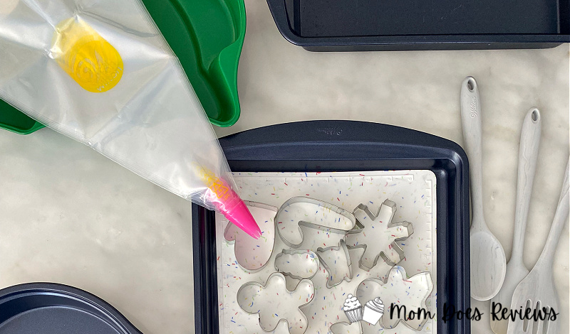 Wilton piping bags and cookie cutters best bakeware 