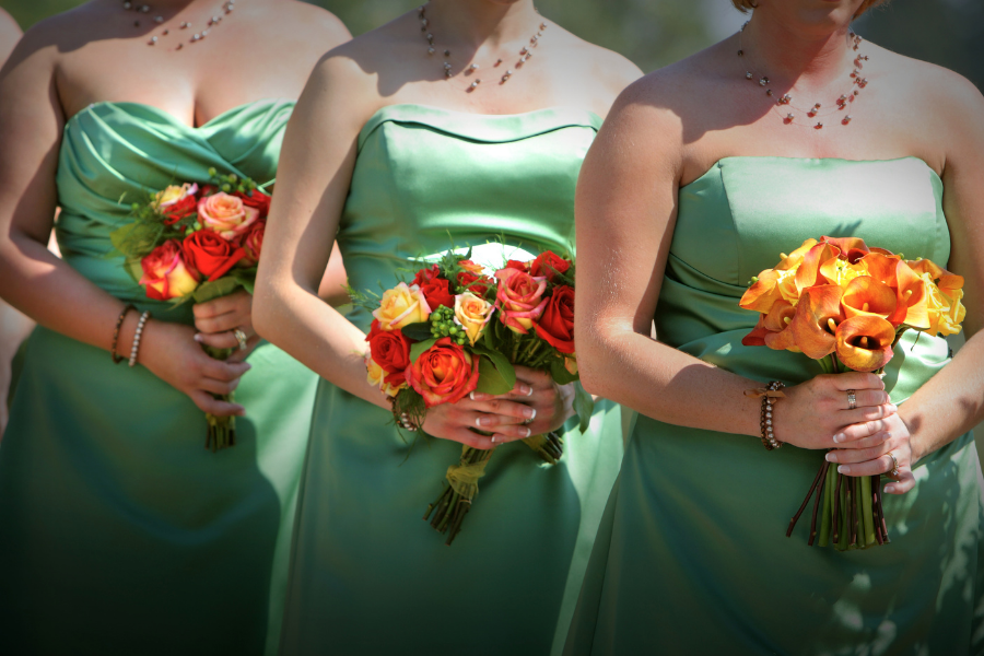 How to Choose the Bridesmaid Dress That Fits Your Wedding Best