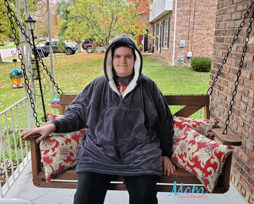 Stay Warm and On-Trend with The Comfy and Decocrated