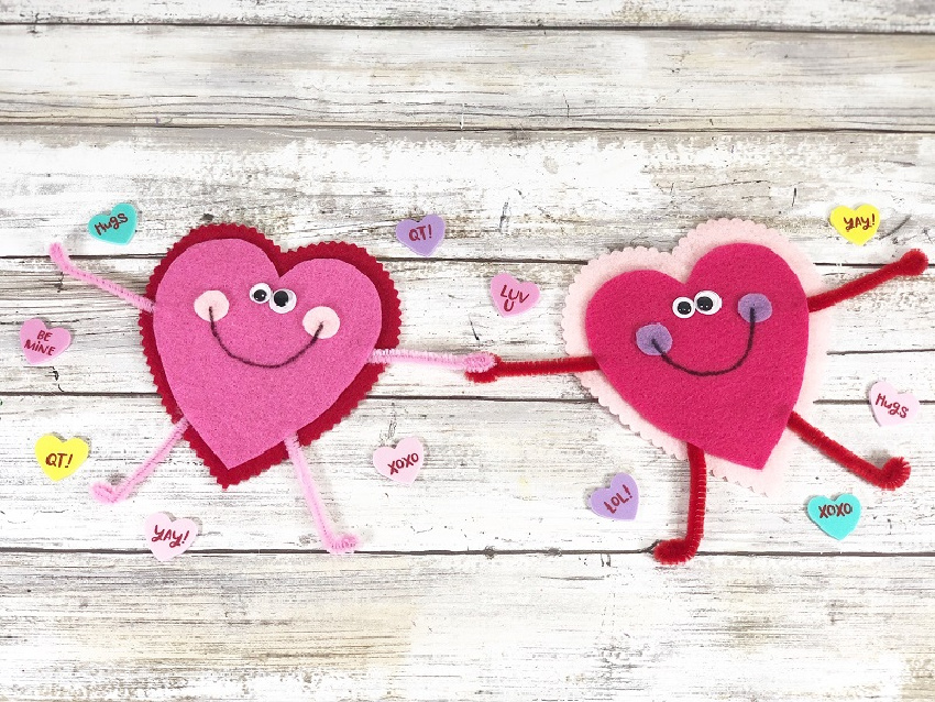Valentine’s Day Felt Heart People Pockets PROCESS