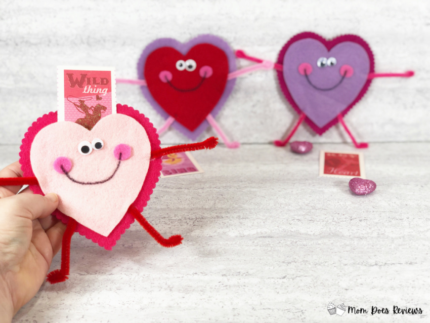 Valentine’s Day Felt Heart People Pockets Craft