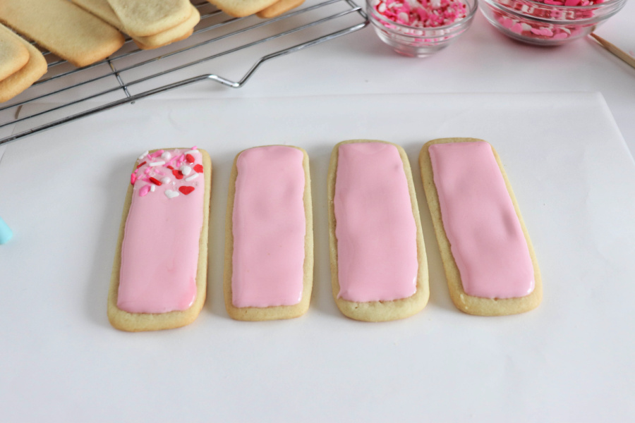 LOVE Sugar Cookie Tutorial (with Royal Icing)