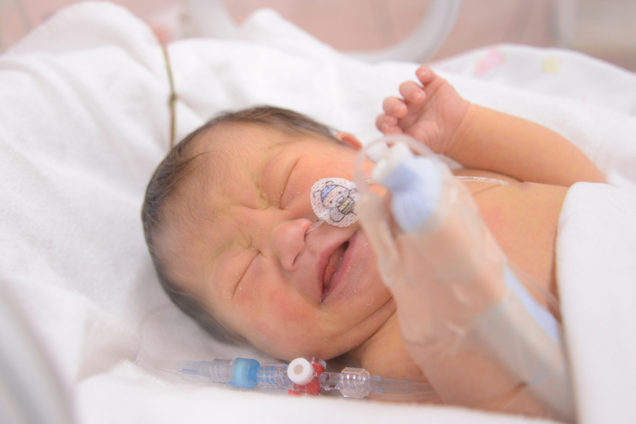 7 Ways You Can Cope While Your Baby's In The NICU