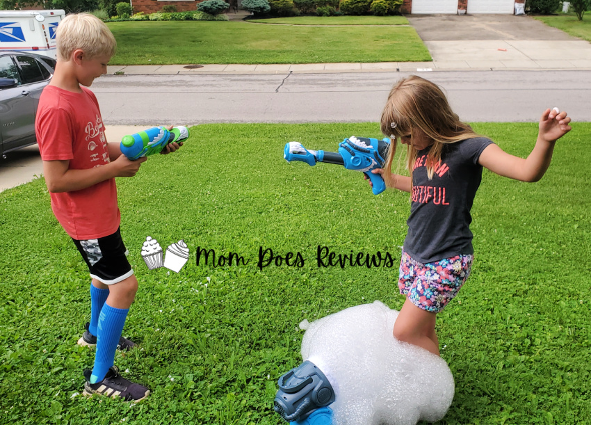 Give Your Kids Hours of Foamy Fun With The Föm Mania