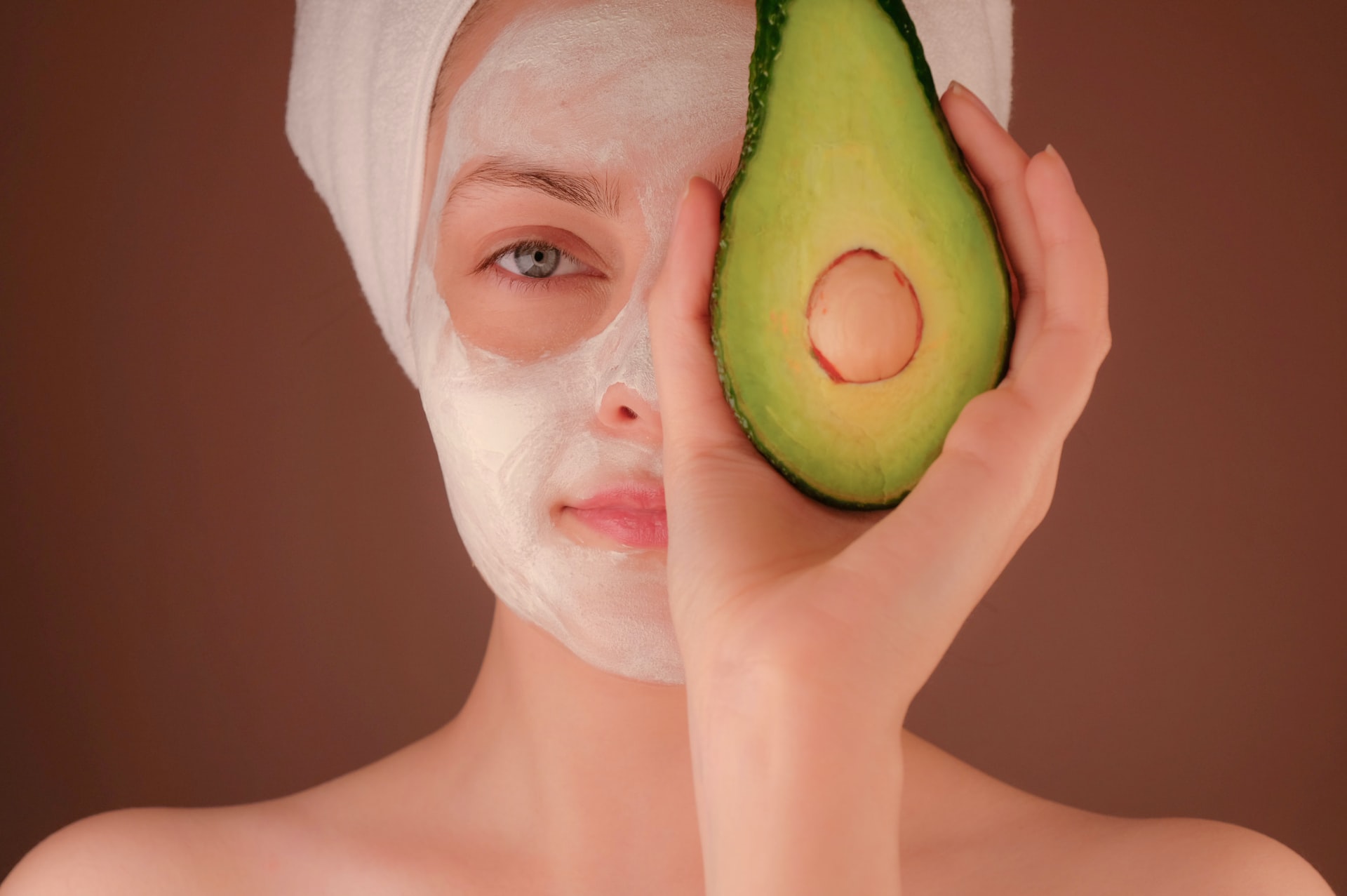 Avocado mask skincare