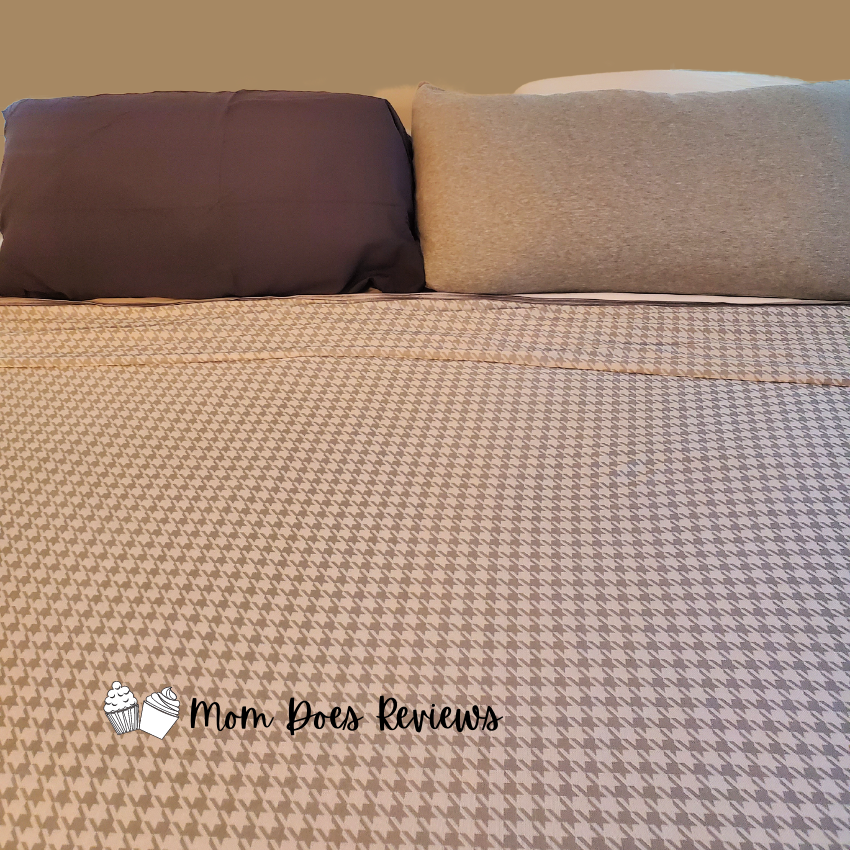 why we love Luxear cooling blankets and pillowcases