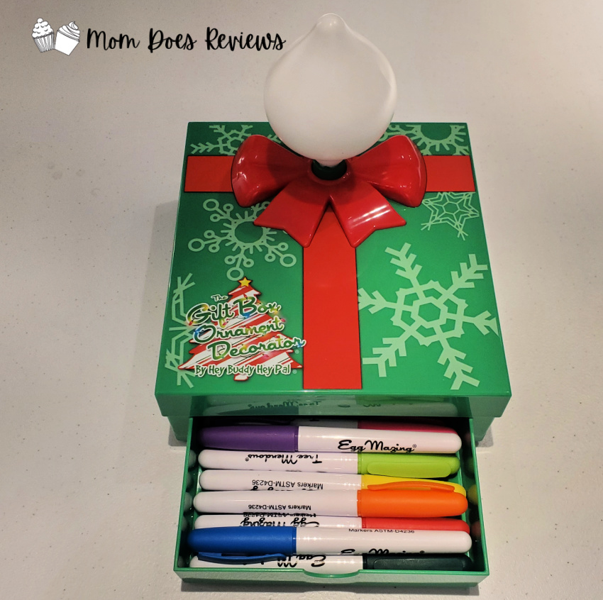 Get Creative with the Gift Box Decorator This Holiday Season!
