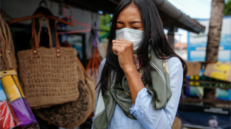 woman wearing mask
