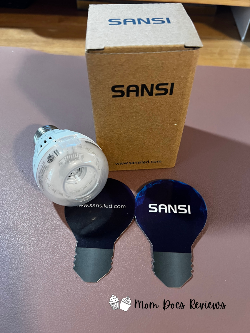 Sansi black light bulb out of the box