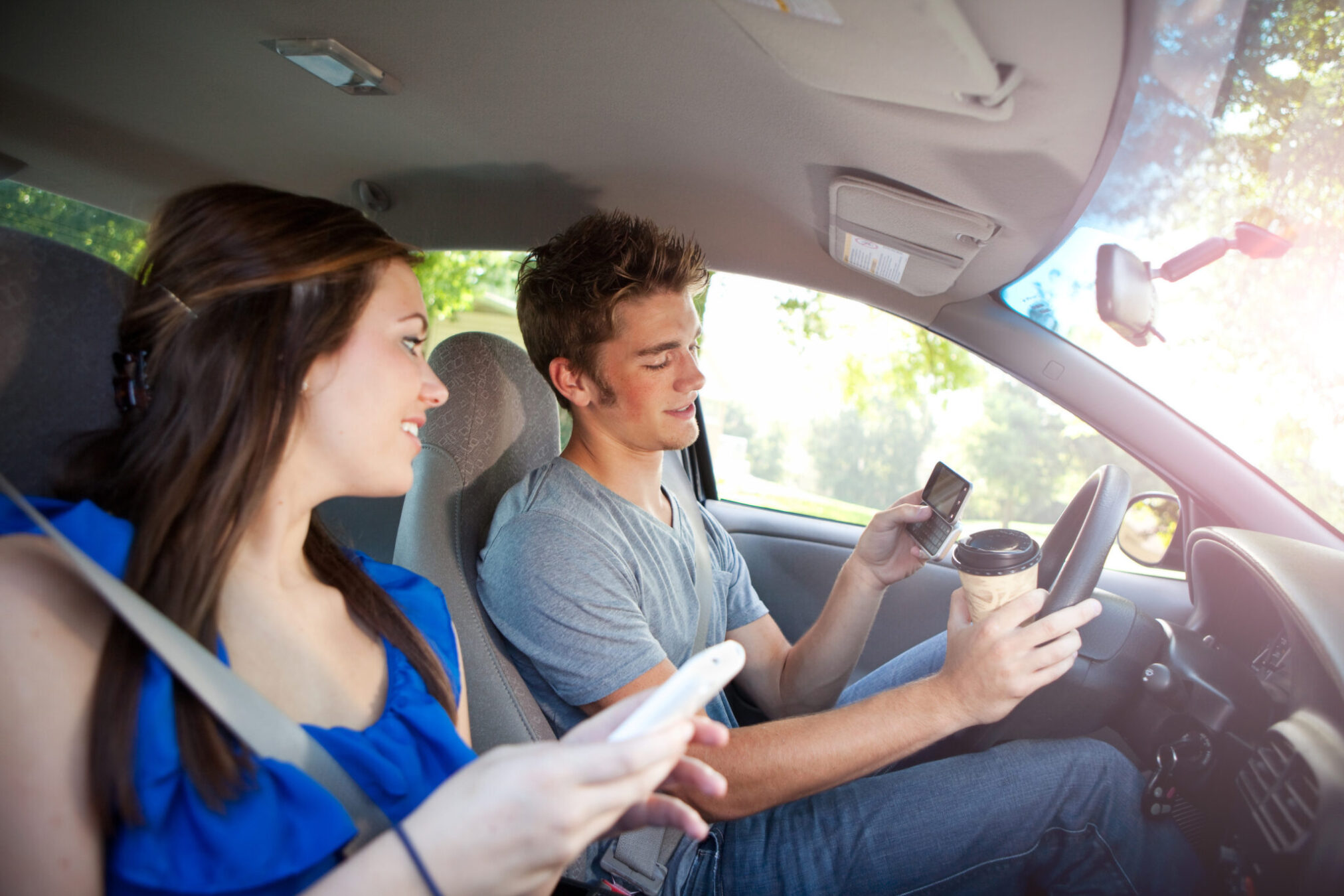 Teens distracted driving