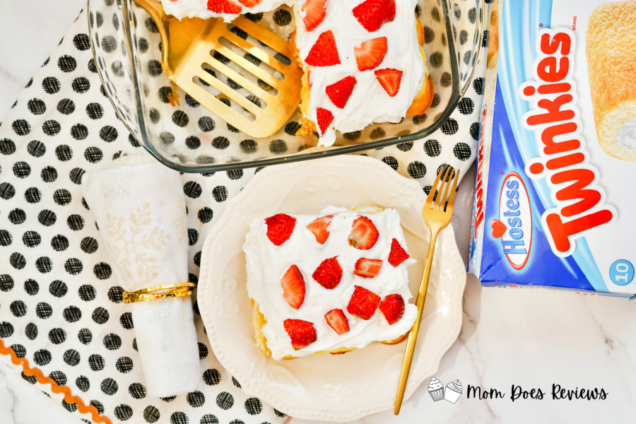 No-Bake Strawberry Twinkie Cake Recipe