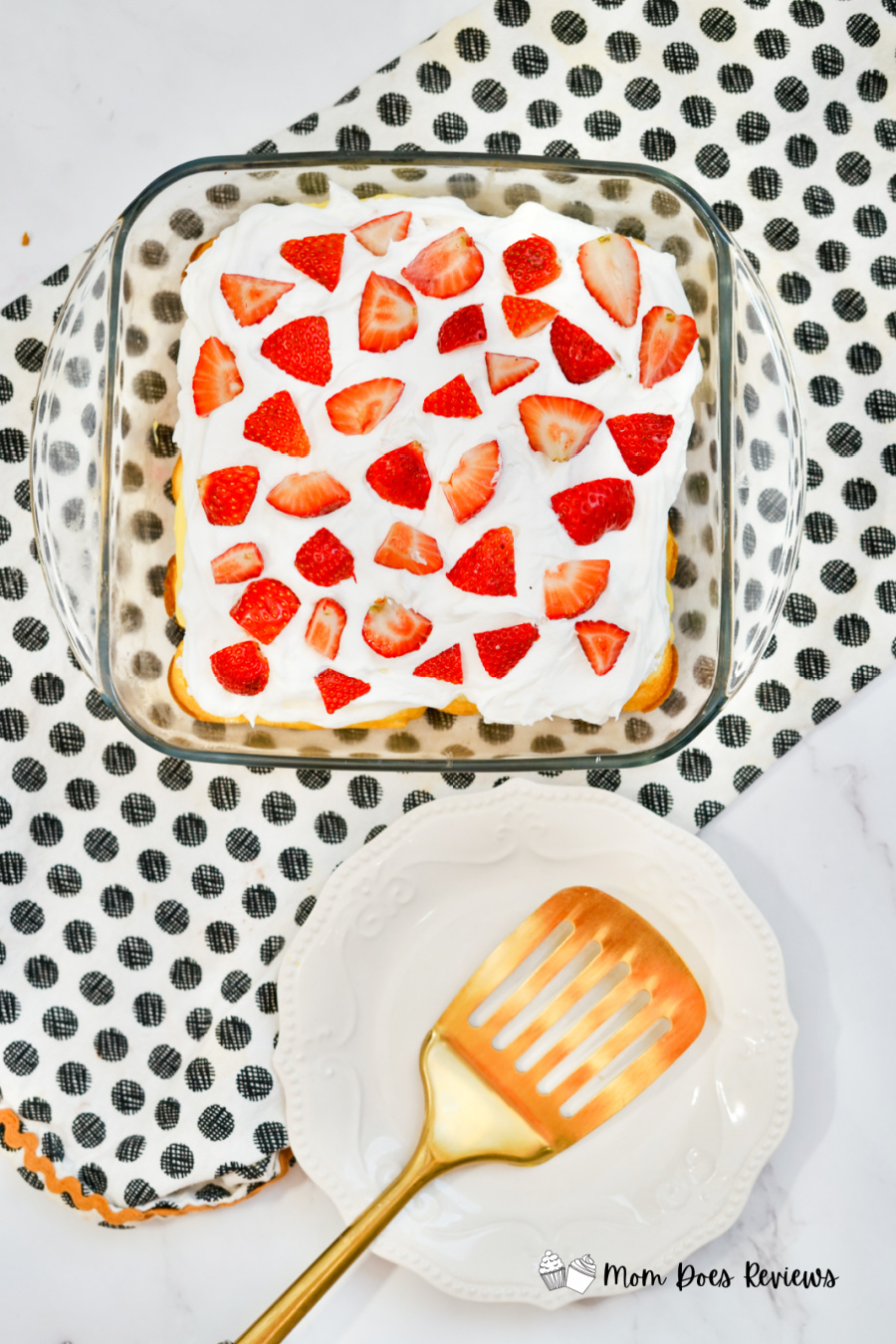 No-Bake Strawberry Twinkie Cake Recipe