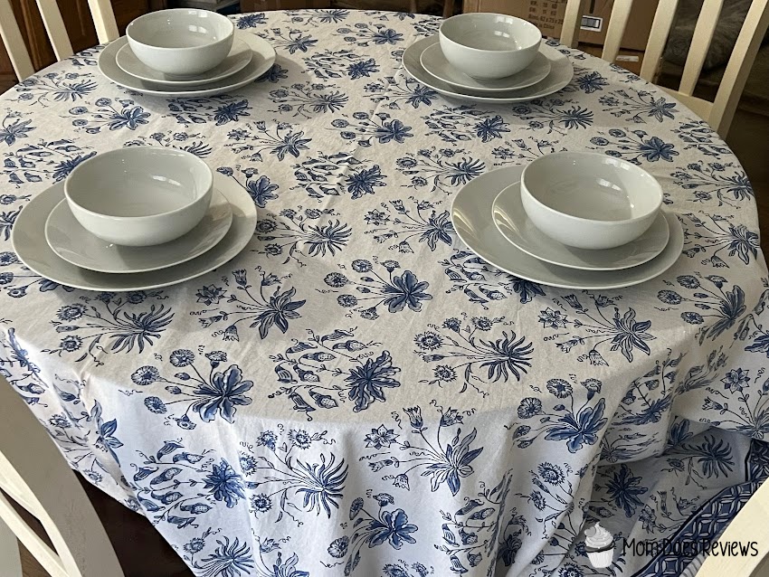 SM Tablecloth