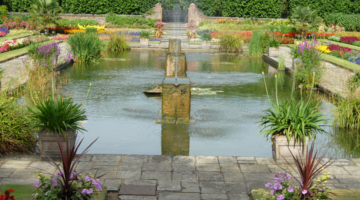 Kensington Palace Garden Pond