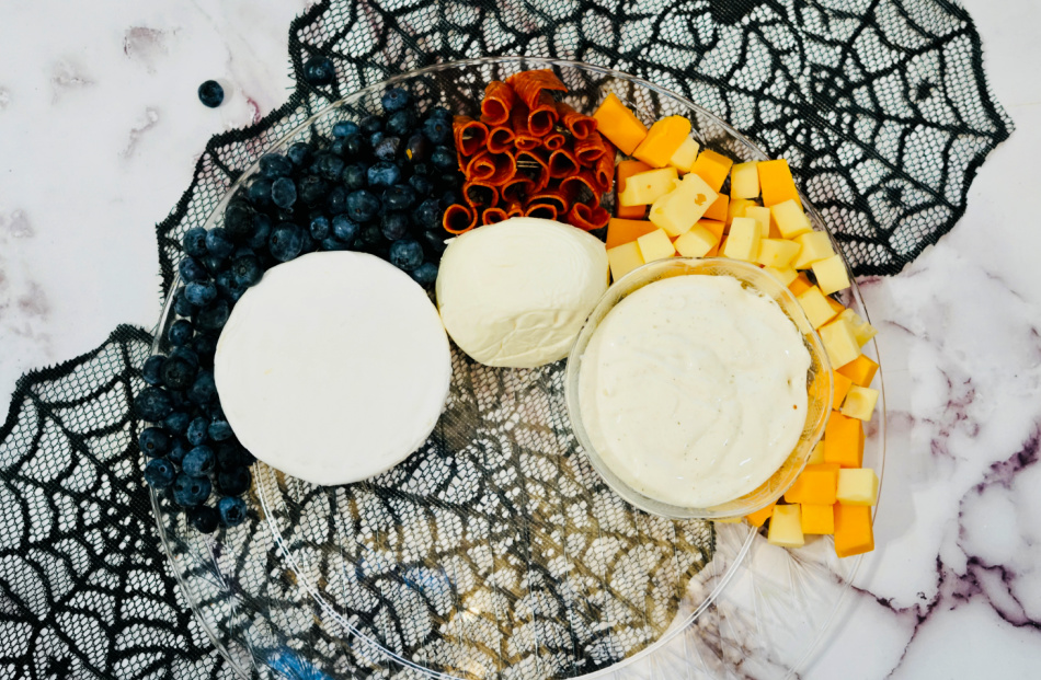 Hocus Pocus Snack Board