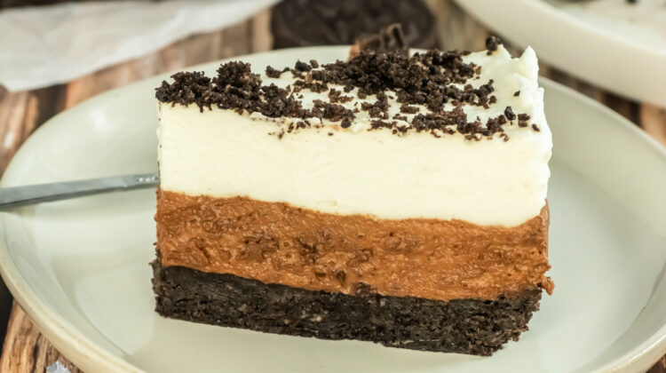 Oreo Mousse Cake