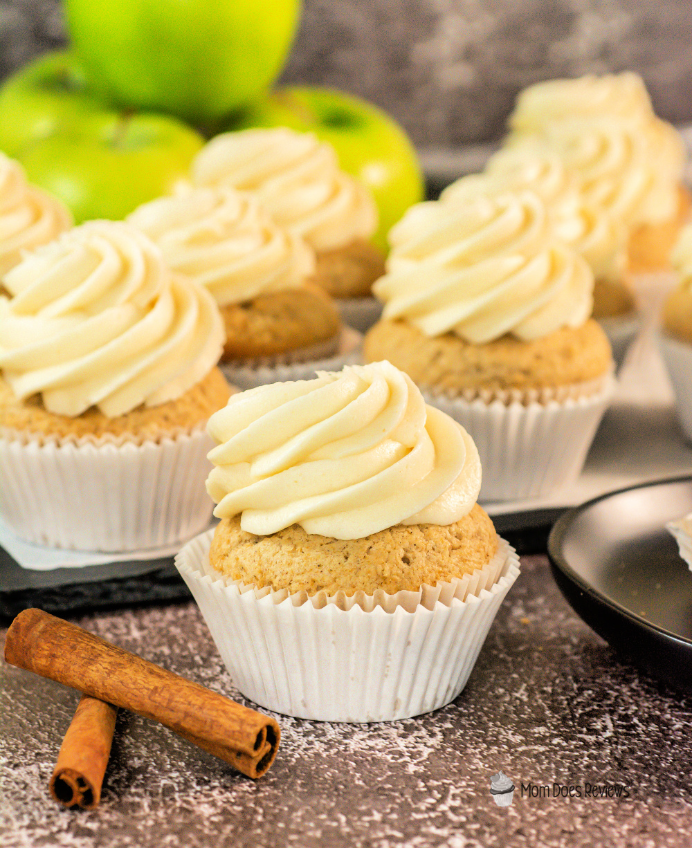 Apple pie cupcakes