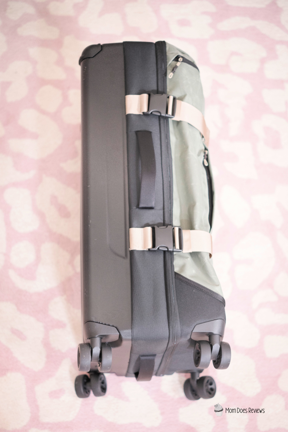 Dakine Suitcase