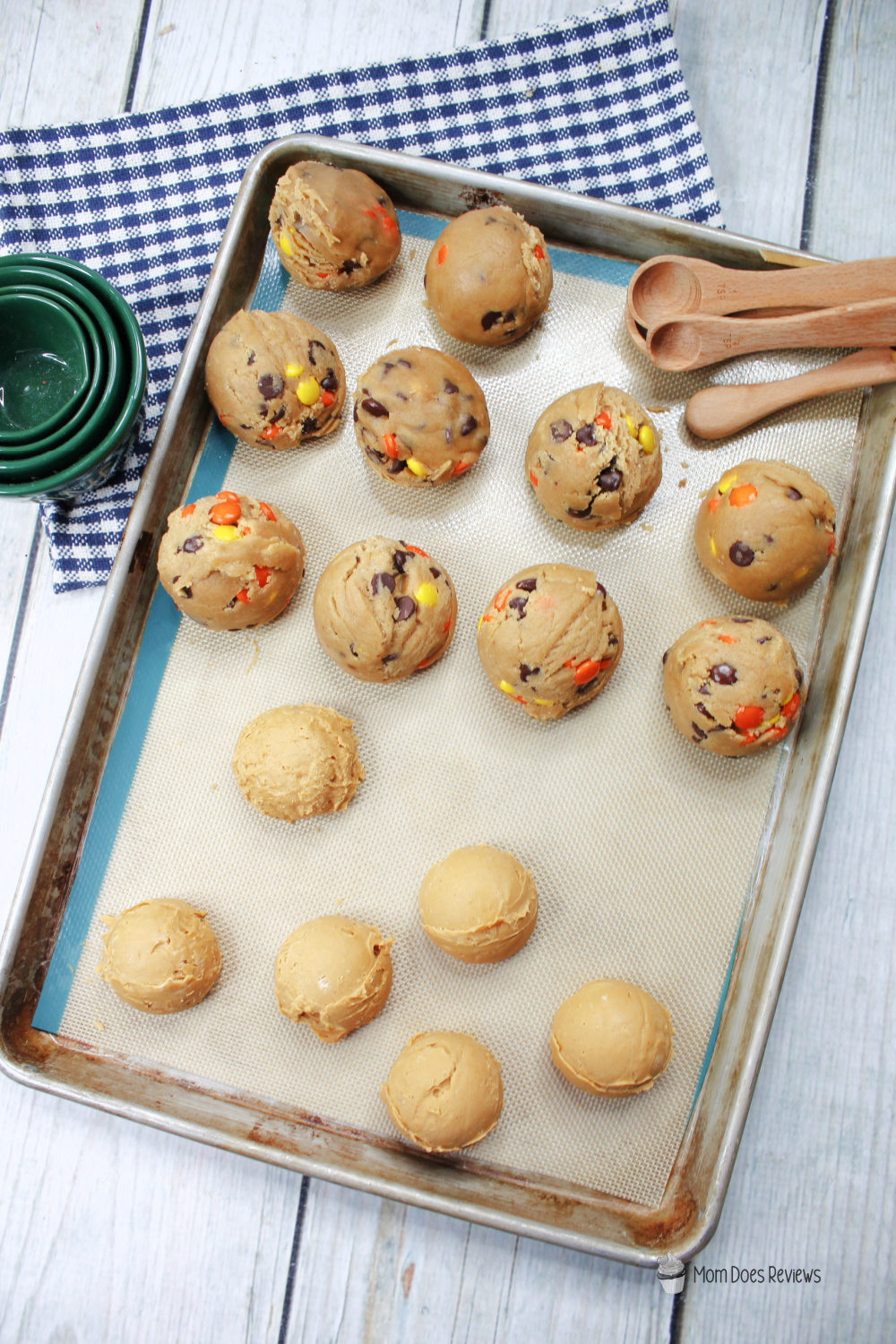Reese's Peanut butter Stuffed Cookies
