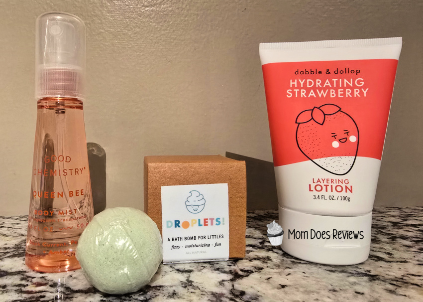Strawberry lotion and bath bomb