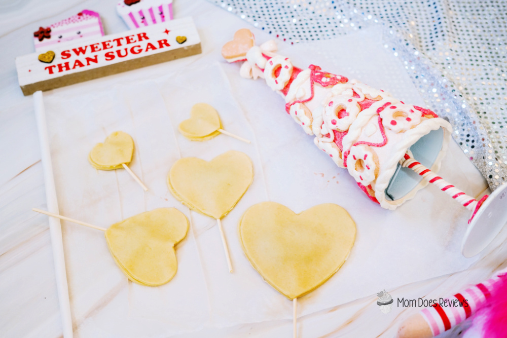 Valentine's pop-tart pops