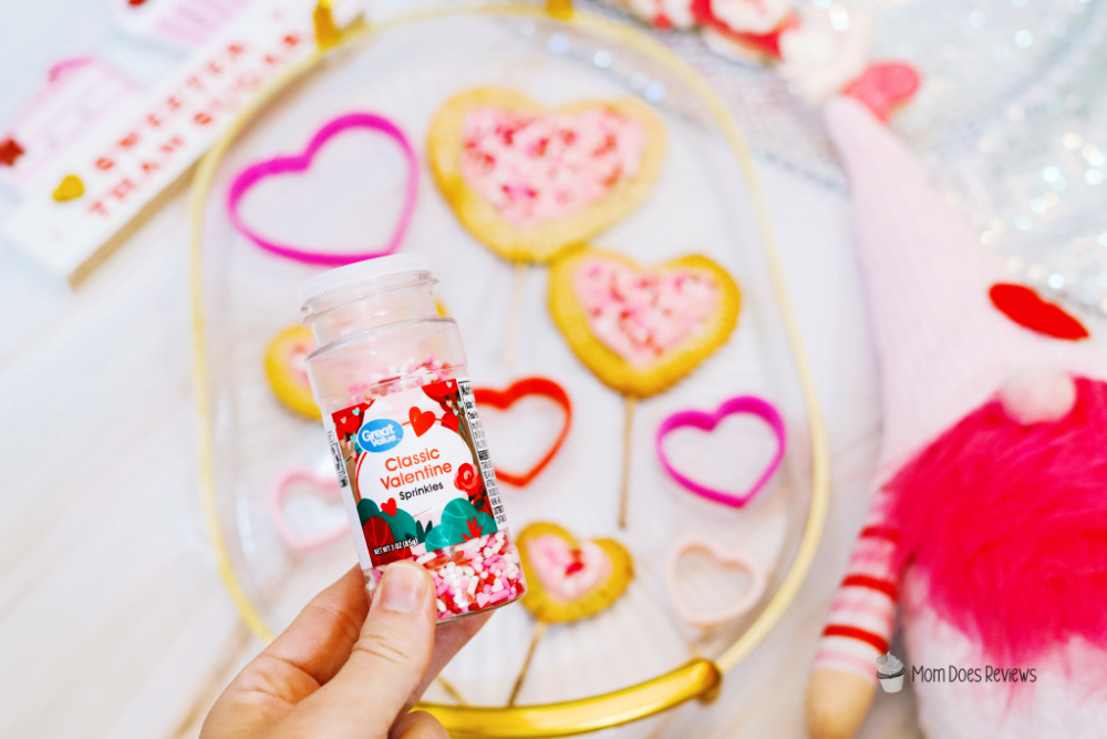 Valentine's pop-tart pops