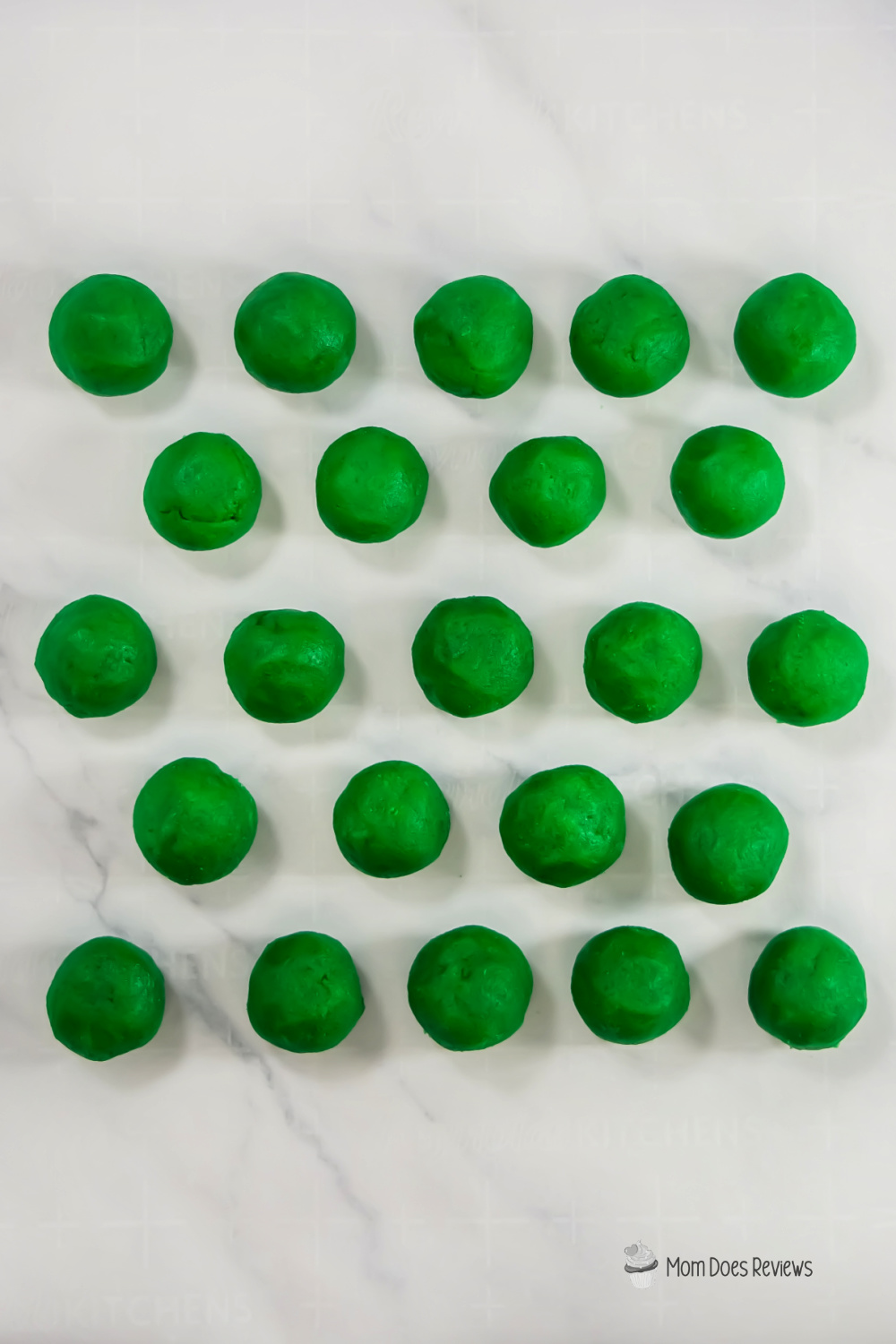St Patrick's Day Cake Balls